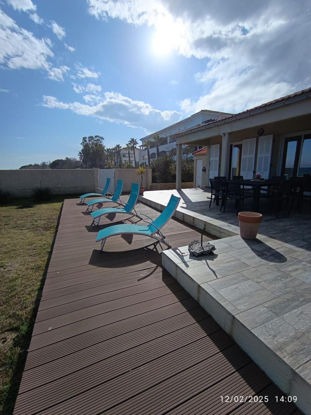 Bord De Mer, Pieds Dans L'Eau, Vue Panoramique San-Nicolao Exterior foto